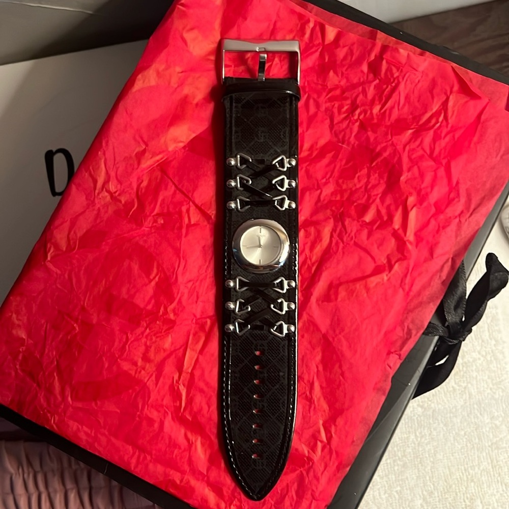 Guess Black Patent and Genuine leather